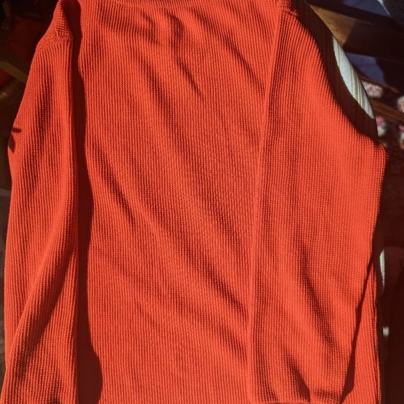 EUC Boys waffle knit red with mountain trees, moon, and older SUV design. - Picture 3 of 3